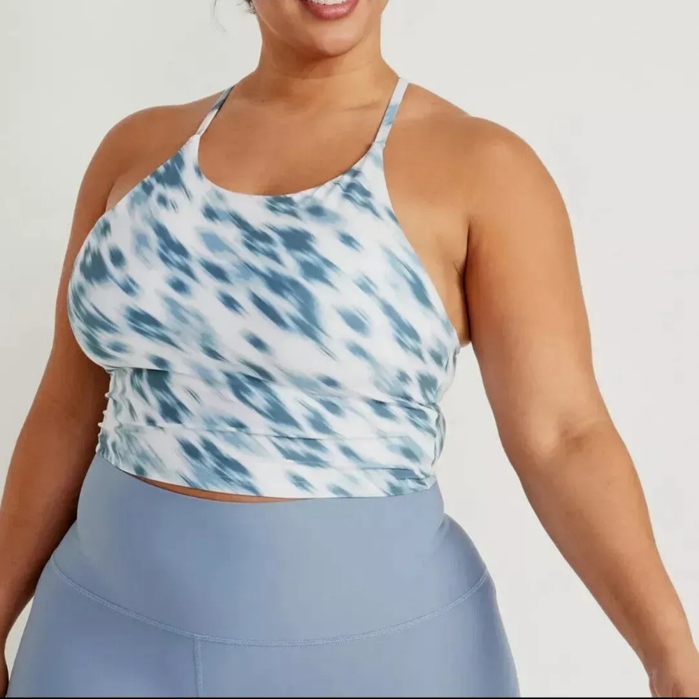 Old Navy Active Powersoft Light Support Built in Bra Size 3X
